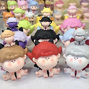 ลิลิตัวใหญ่ 7.5 เซน มี 9 สี ขายเป็นตัว